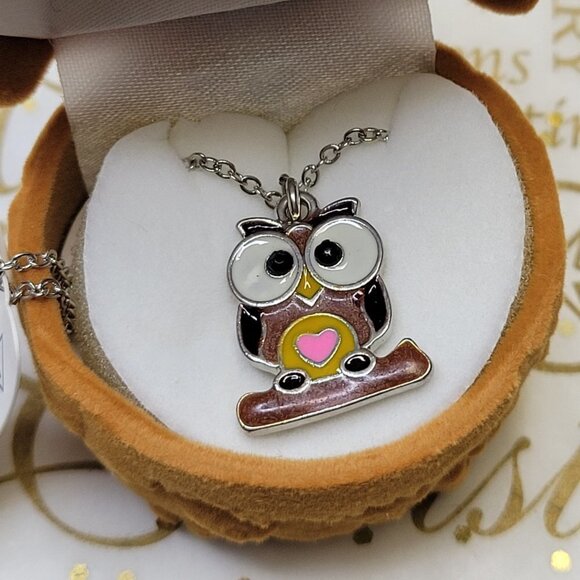 OWL Pendant Necklace in Matching Own Velvet Gift Keepsake Owl Shaped Box - Picture 1 of 10
